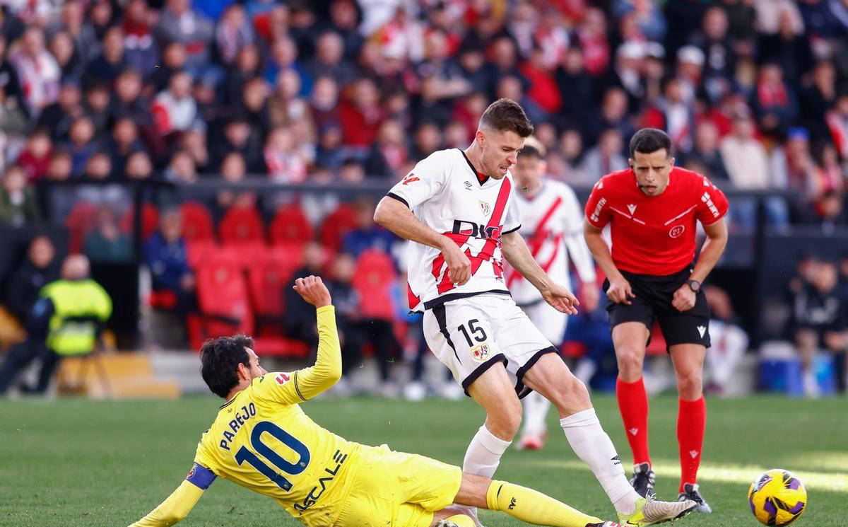 包含加时末段NBA季后赛焦点战，比利亚雷亚尔主帅复盘，球迷炸锅，身体对抗强度拉满的词条爱游戏官网